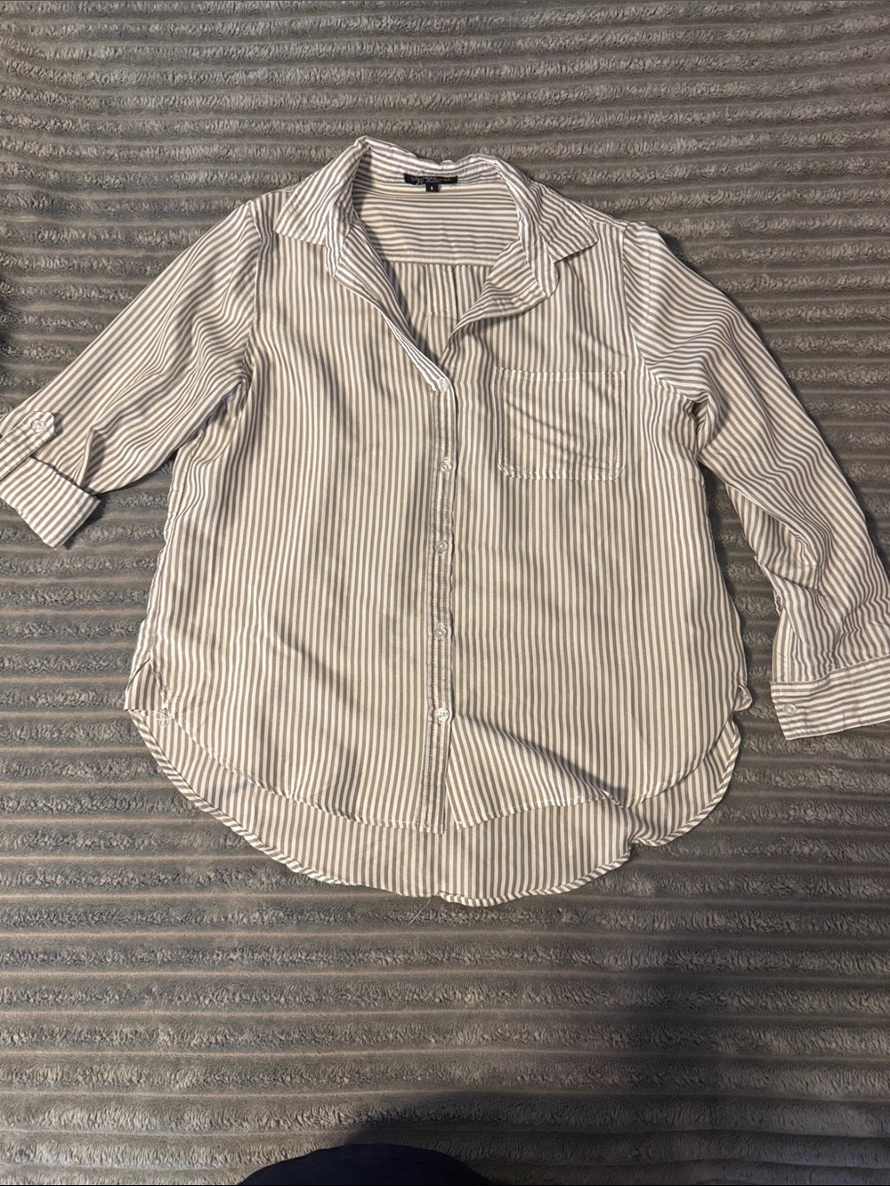 Velvet Heart Men’s Striped Button-Down Shirt - White & Gray